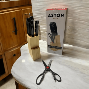 Set de Cuchillos con Taco de Madera y Tijera Aston Home | Andreplast